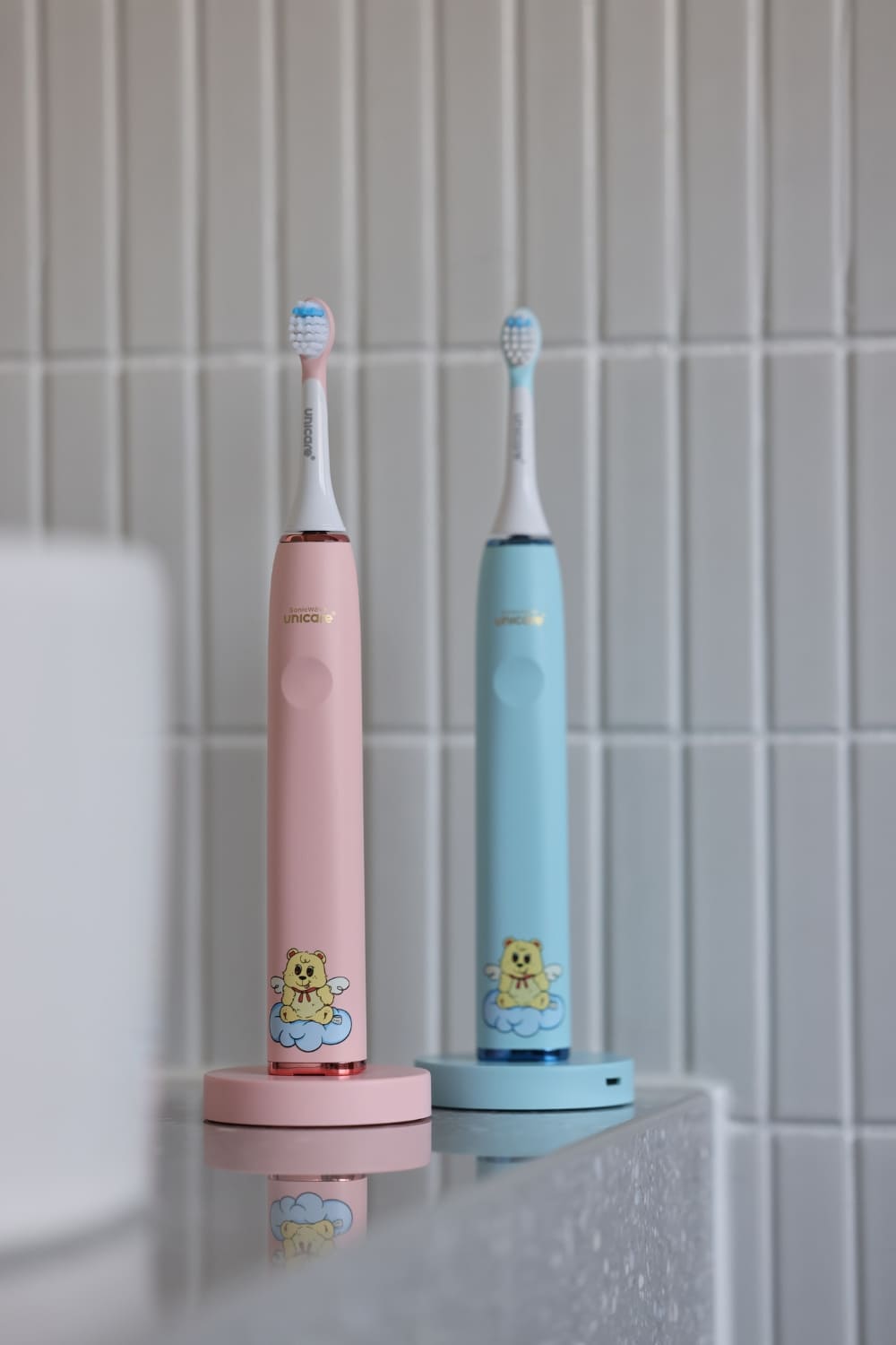 新上市✨unicare® unibear聲波氣旋兒童電動牙刷(兩色)