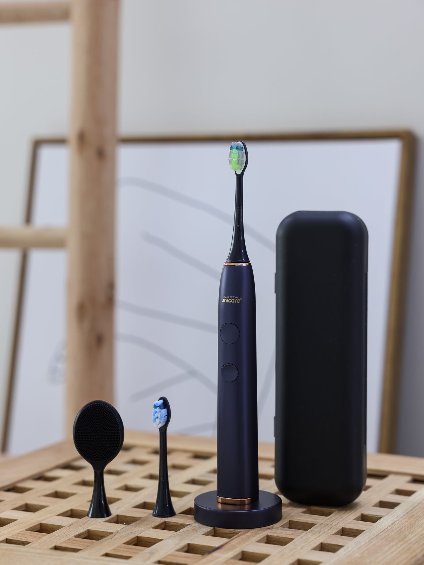 ✦1+1口腔保健組合✦ unicare®高效音波電動牙刷+原廠替換刷頭四入組